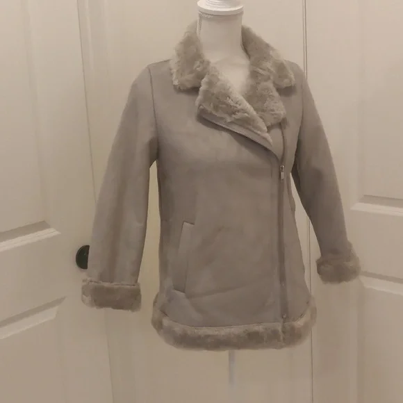 Zara Girl Faux Suede Fur Double Face Moto Jacket. Size 11/12 Girl. Size XSWomen